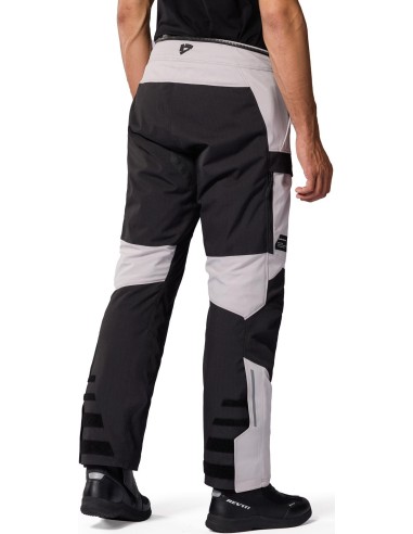 Pantalón Revi Offtrack 3 H2O Tallaje Corto | Plata y negro