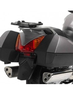 Fijación Trasera Givi E215