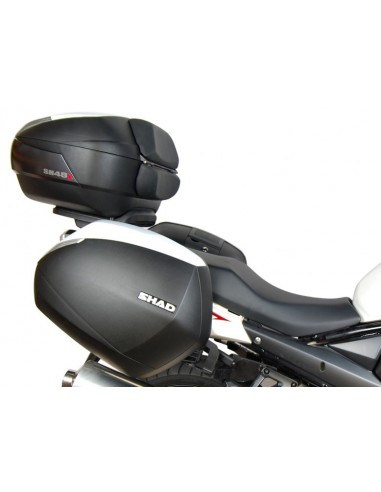Fixação do sistema Shad 3P para Suzuki Bandit...